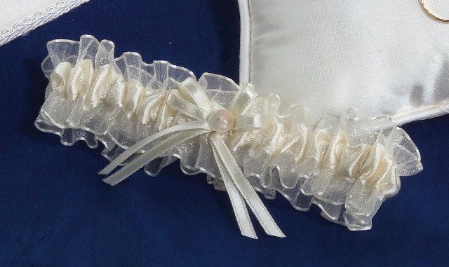 Organza Garter w/ Italian Peal Applique